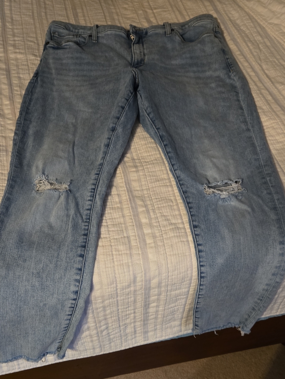 Banana Republic Light Wash Slim Women’s Jeans with Knee Distress